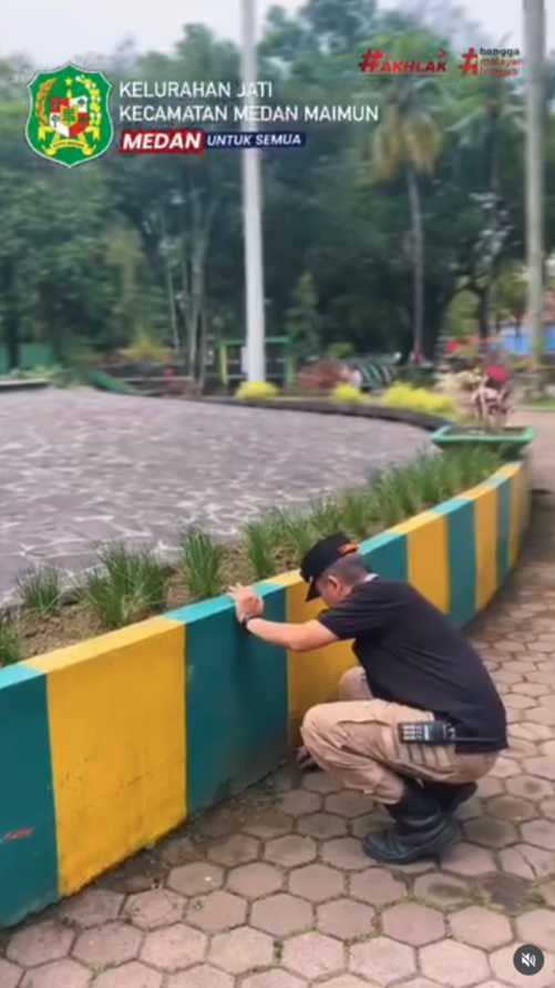 Kegiatan Gotong Royong Massal Tingkat Kecamatan di Taman Ahmad Yani, Kelurahan Jati