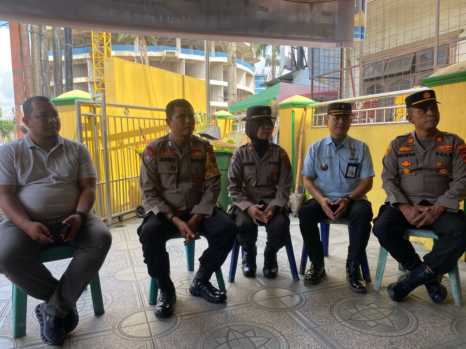 Jumat Curhat Bersama Kapolsek Medan Kota